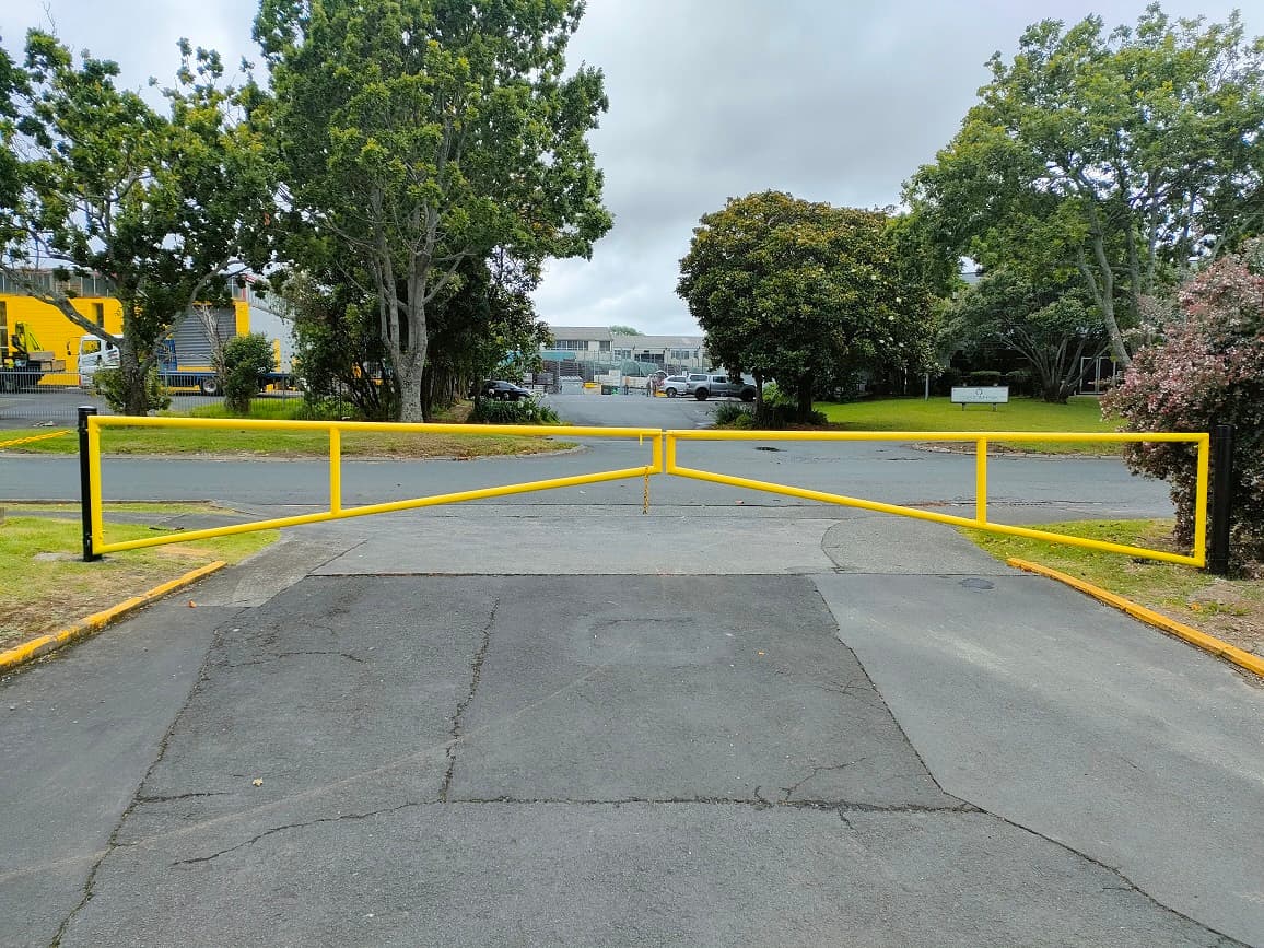 Steel Commercial Gate